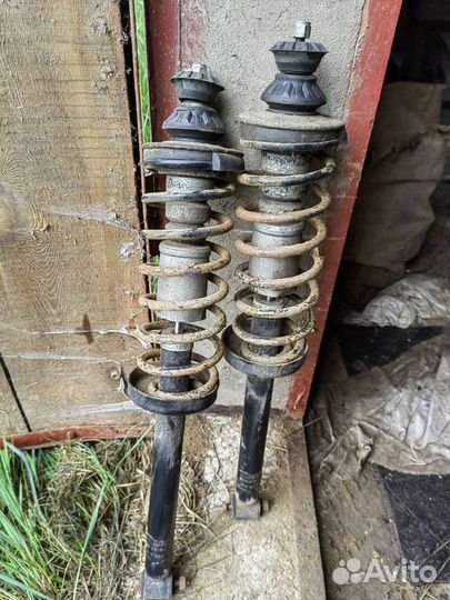 Амортизаторы на volkswagen jetta 2