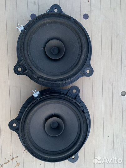 Динамики для лада веста