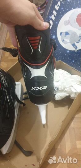 Коньки хоккейные