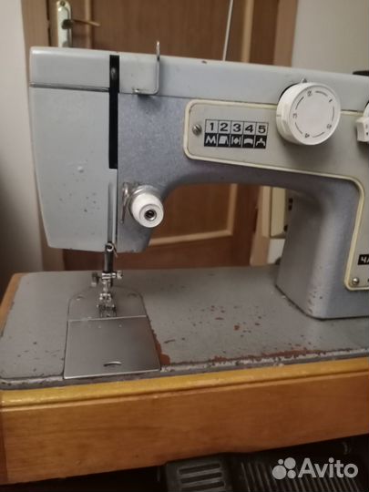 Швейная машинка чайка 3