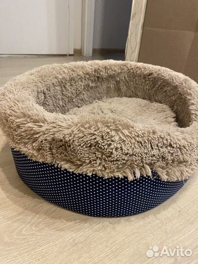 Лежанка для собак и кошек