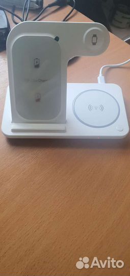 Зарядка Док станция 3 в 1