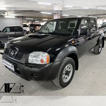 Nissan NP300 2.5 MT, 2010, 238 000 км, с пробегом, цена 1 150 000 руб.