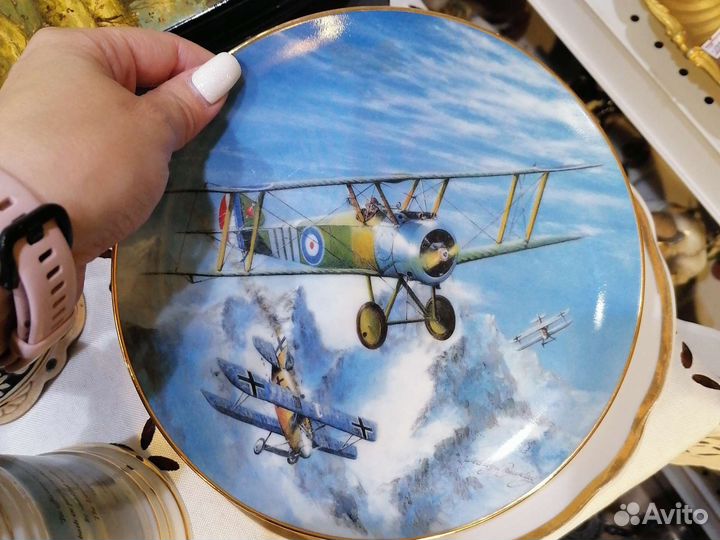 Коллекционные настенные тарелки, самолёты
