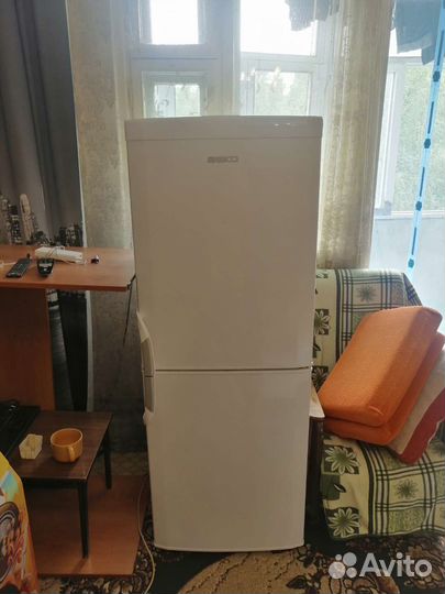 Холодильник бу beko
