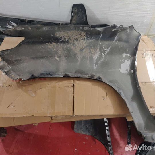 Крыло переднее правое Toyota Prado 150
