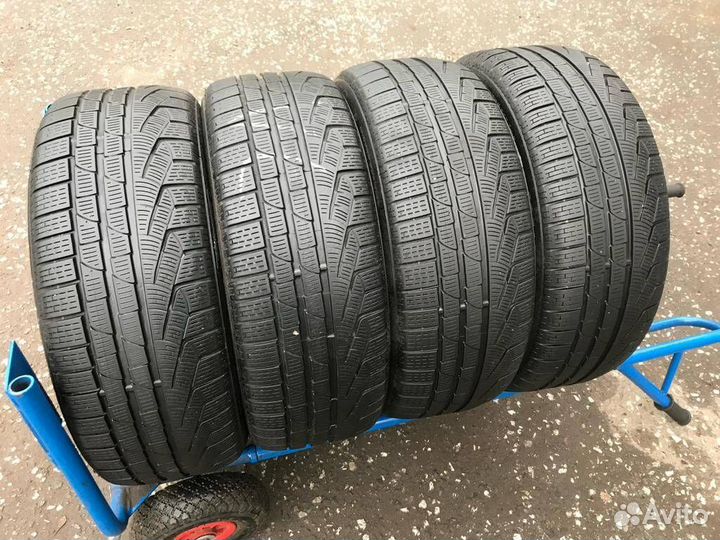 Pirelli Winter Sottozero 240 Serie II 245/50 R18