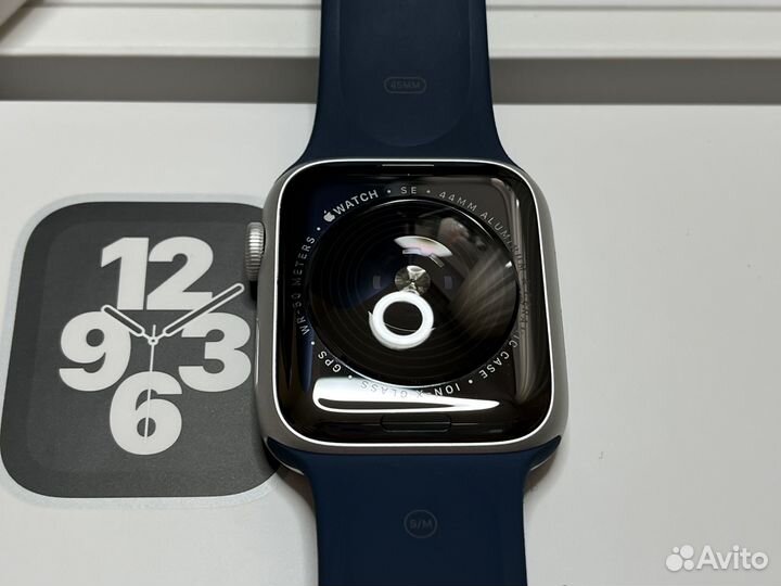 Часы Apple Watch SE 44 mm 100 акб