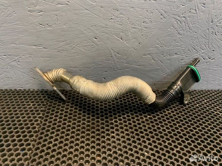 Трубка вентиляции Audi А4 B7 BWE 2008