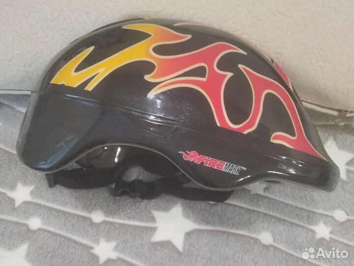 Шлем велосипедный детский в отличном состоянии