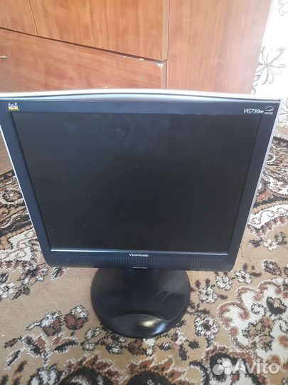 Монитор ViewSonic VG730M-3
