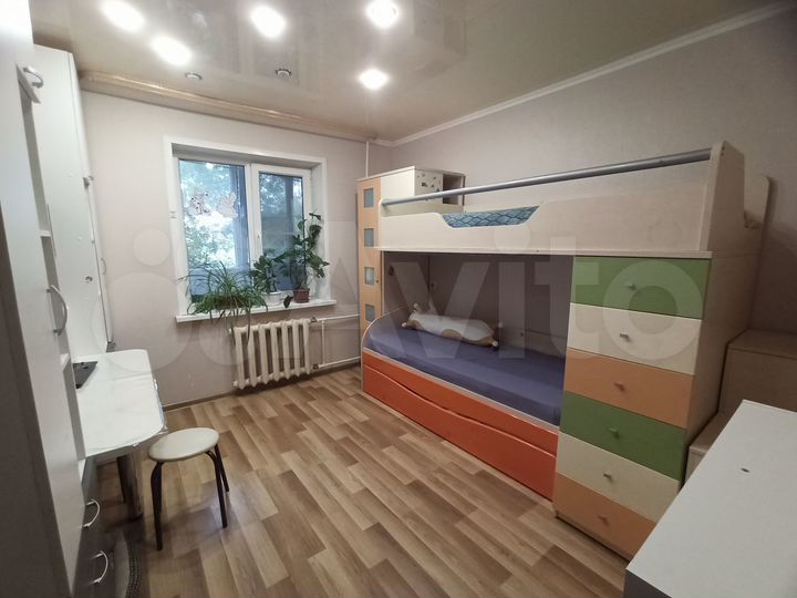 2-к. квартира, 50 м², 3/9 эт.