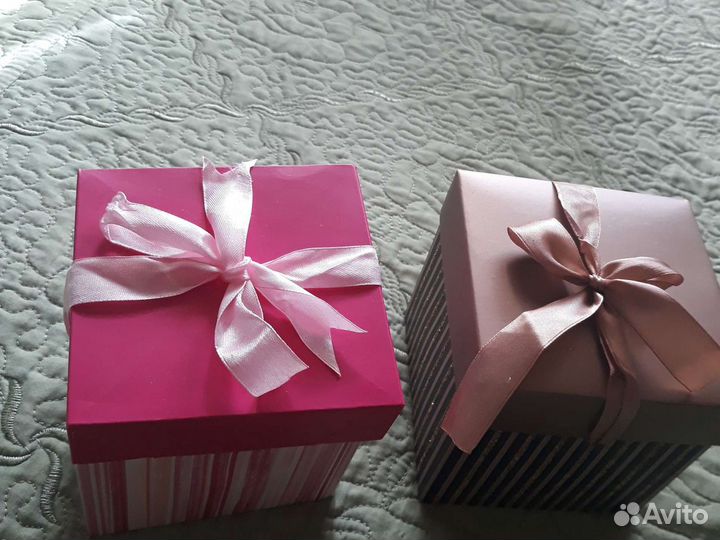 Подарочные коробки