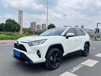 Toyota RAV4 2.5 AT, 2020, 36 000 км, с пробегом, цена 2 400 000 руб.