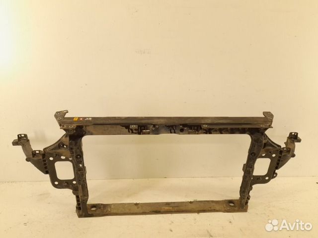 Панель передняя (телевизор) передний Kia Cerato 4