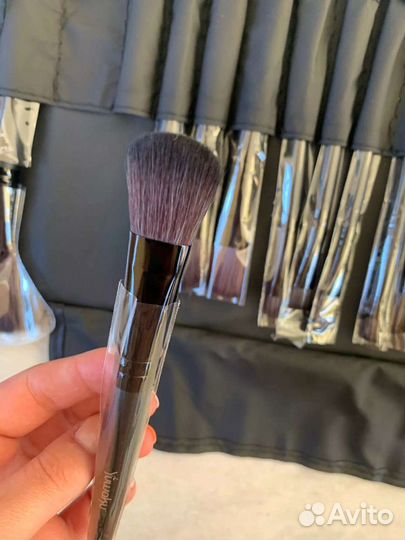 Кисти для макияжа 32 шт в чехле