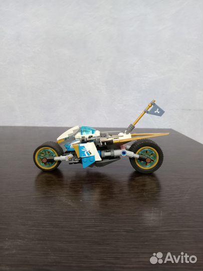 Lego мотоцикл зейна