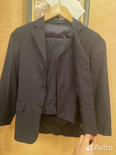 Форма костюм тройка 140 на мальчика