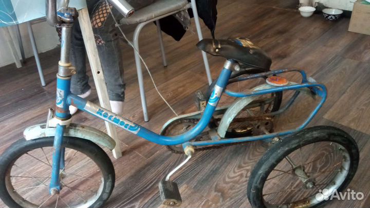 Старый велосипед СССР