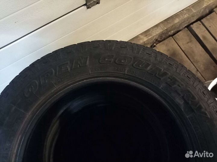 Toyo Open Country M/T 215/65 R16 98H