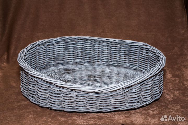 Лежанка для небольшой собаки