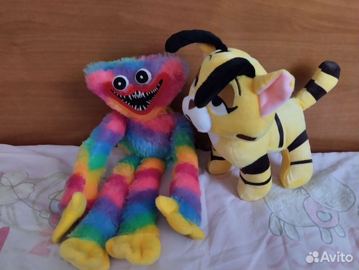 Мягкие игрушки fnaf huggy wuggy hello kitty