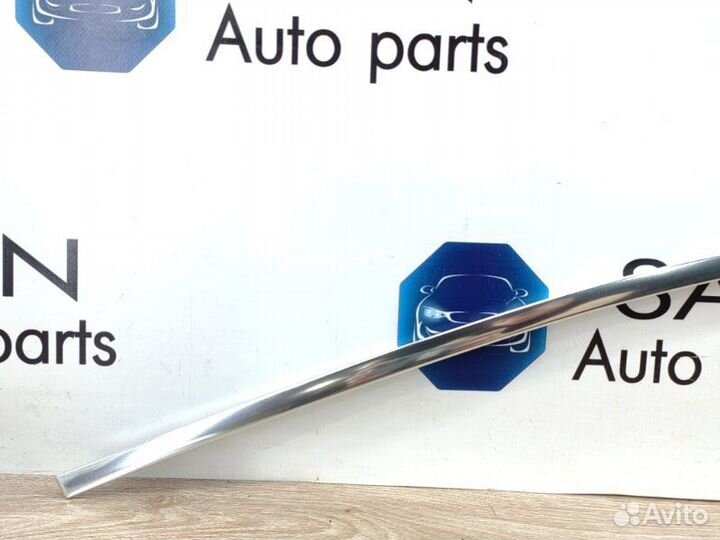 Молдинг двери передний правый Bmw X5 E70 N62B48