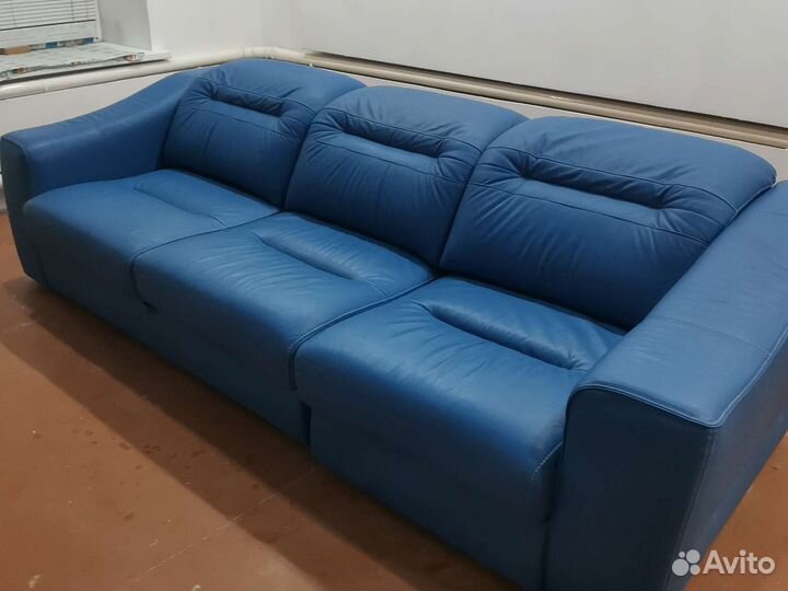 Диван с баром бу