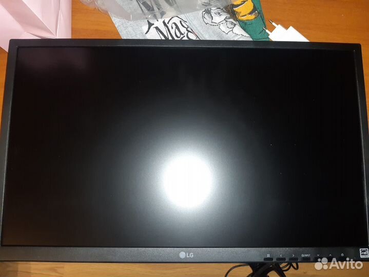 Продам монитор LG