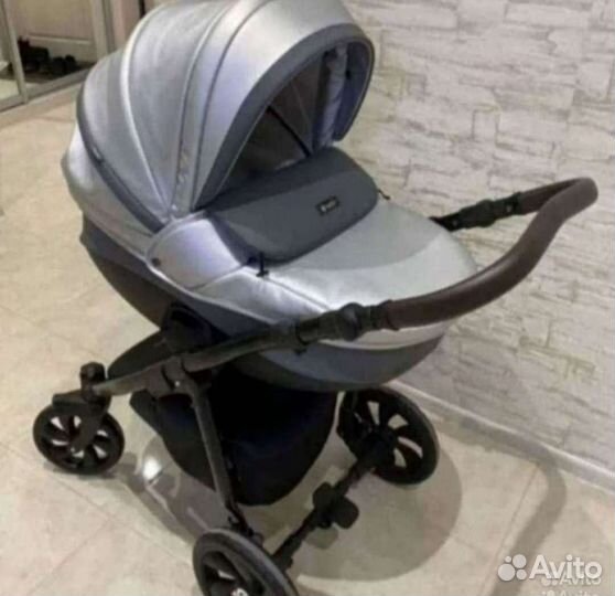 Коляска Tutis Nanni экокожа