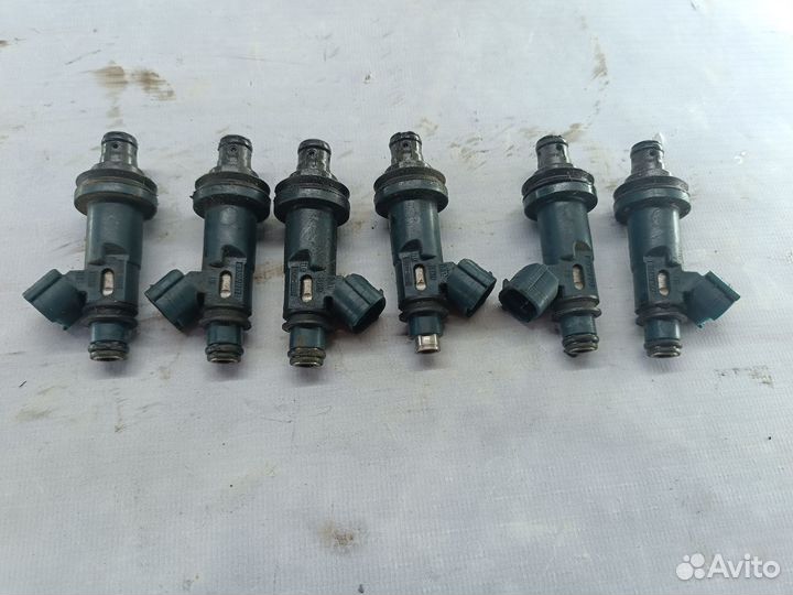 Форсунка комплект Lexus RX 300