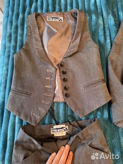 Продам школьную форму sky lake