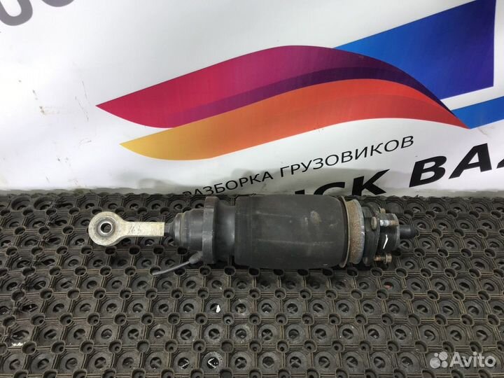 Пневмоподушка кабины задняя