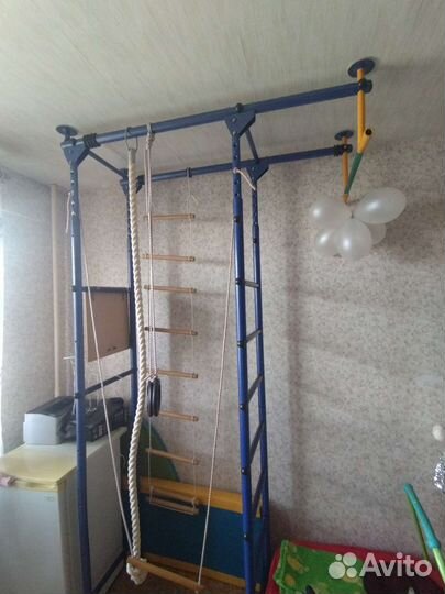 Спортивный уголок для детей (шведская стенка)