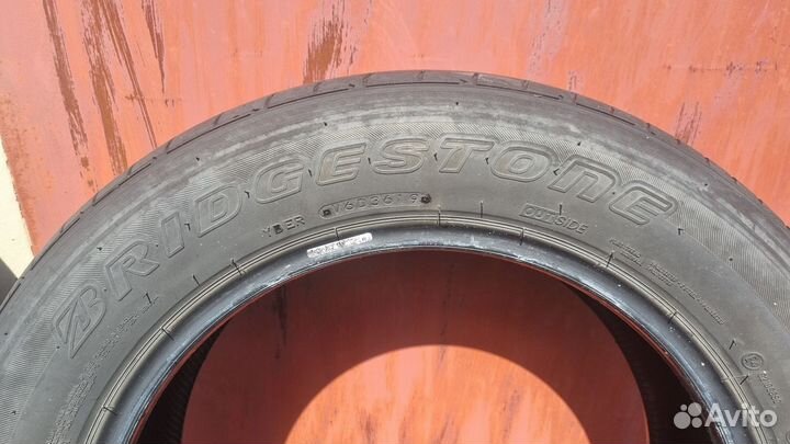 Bridgestone Dueler H/T 843 225/60 R17