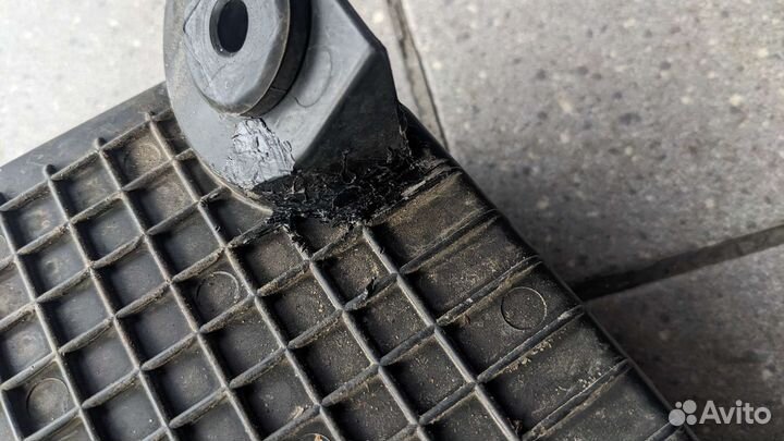 Корпус воздушного фильтра Логан 2 2014-2022