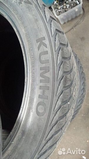 Kumho WinterCraft WP71 245/45 R19