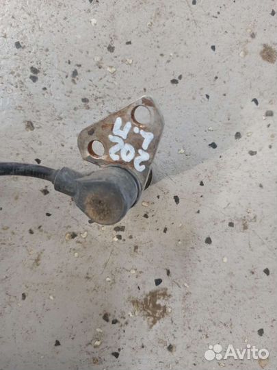 Датчик ABS передний левый Mercedes-Benz C202