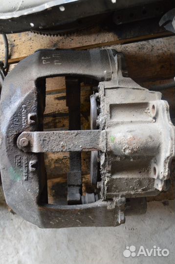 Суппорт 22.5 тормозной левый Рено