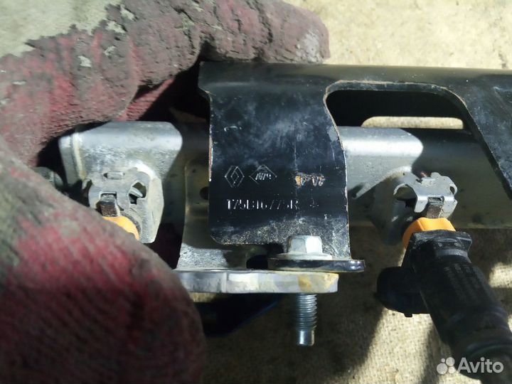 Форсунка топливная рампа Рено Каптюр