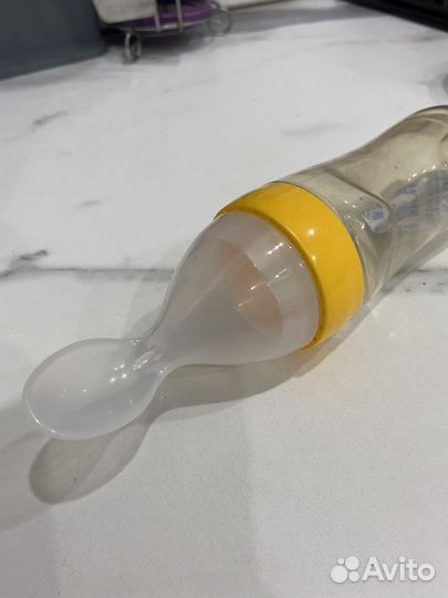 Силиконовая ложка дозатор для введения прикорма