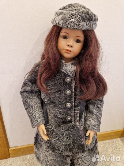 Кукла фарфоровая коллекционная большая