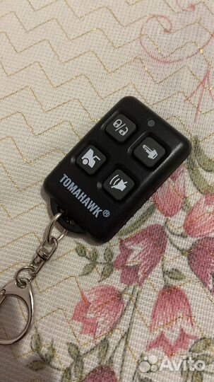 Брелок сигнализации томогавк 9010