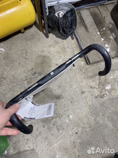 Карбоновый руль