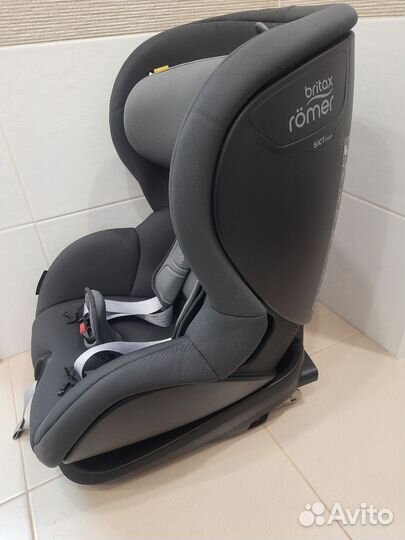 Автокресло britax romer trifix 2 i size Серый