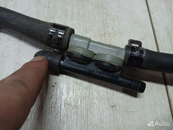 Шланг тормозной Kia Киа Carnival Kaрнивал 2.9