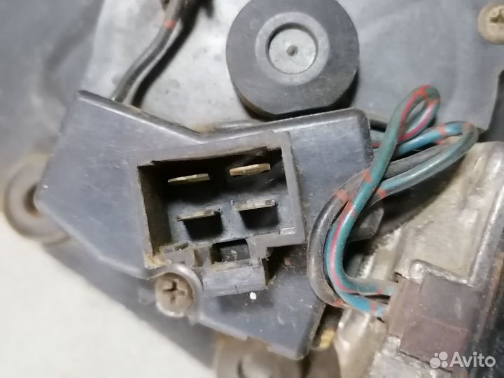 Мотор пер.стеклоочистителя Mitsubishi Mirage 1991