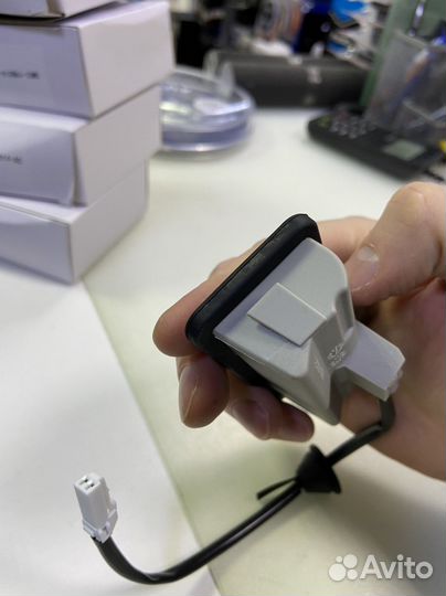 Кнопка открывания багажника ford focus 2