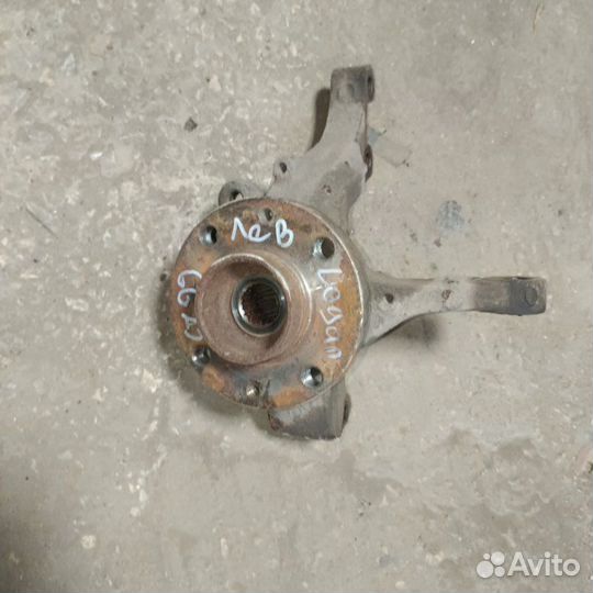 Кулак поворотный передний левый Renault Logan