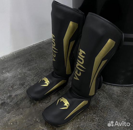 Щитки на ноги